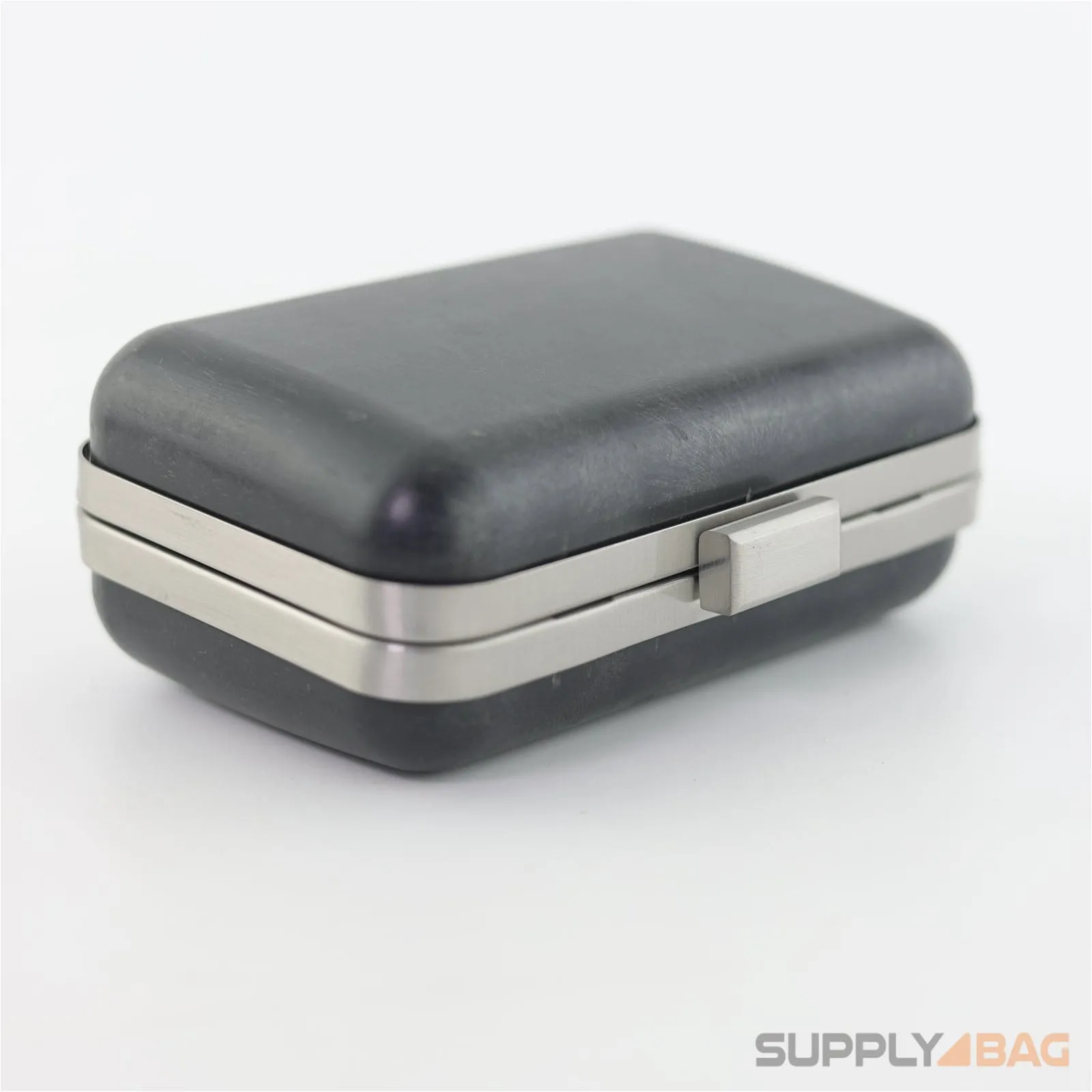 5 3/8 x 3 1/2 inch - Matte Silver Clamshell Clutch Frame with Covers