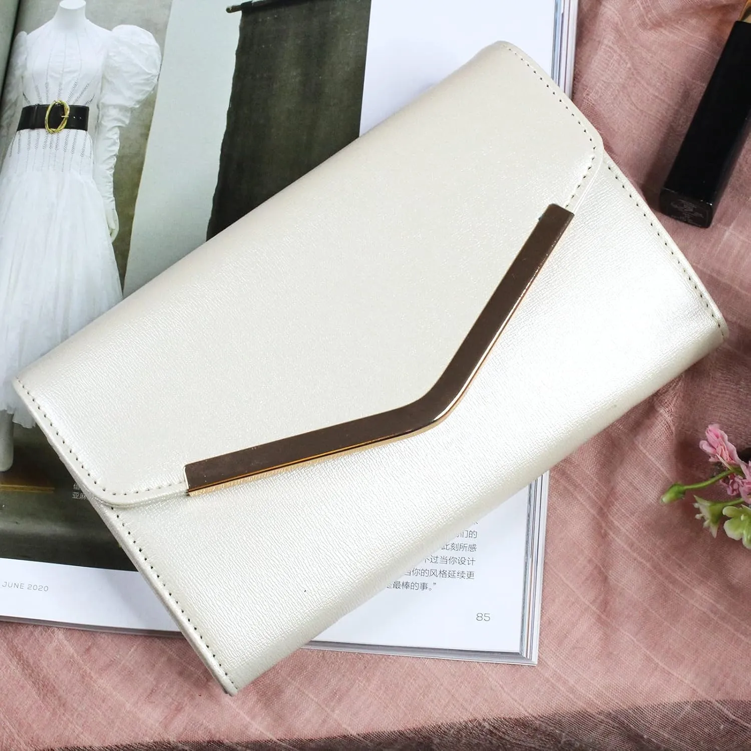 Clutch Purse Evening Bag for Women, Envelope Handbag With Detachable Chain for Wedding and Party
