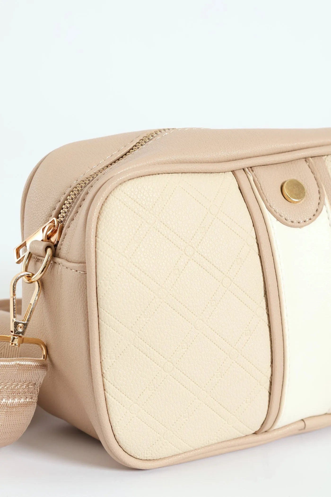 Embossed Camera Bag - Cream