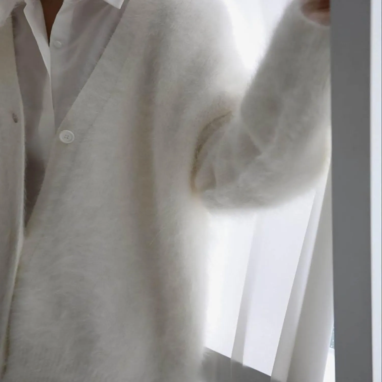 Fuzzy Cardigan Sweaters for Women Oversized Long Sleeve Button Down Furry Knit Sweater Soft Lightweight Cardigans