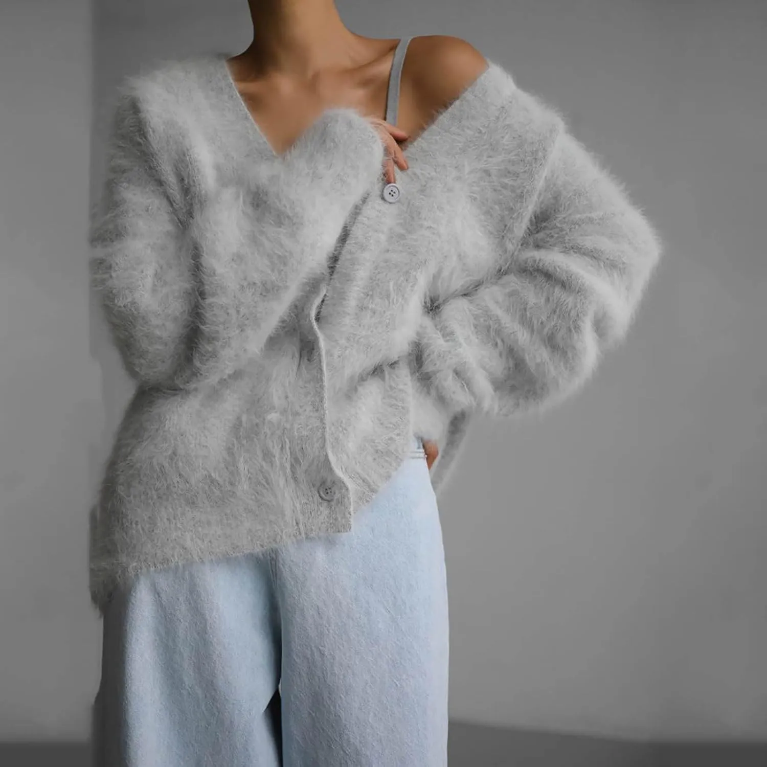 Fuzzy Cardigan Sweaters for Women Oversized Long Sleeve Button Down Furry Knit Sweater Soft Lightweight Cardigans