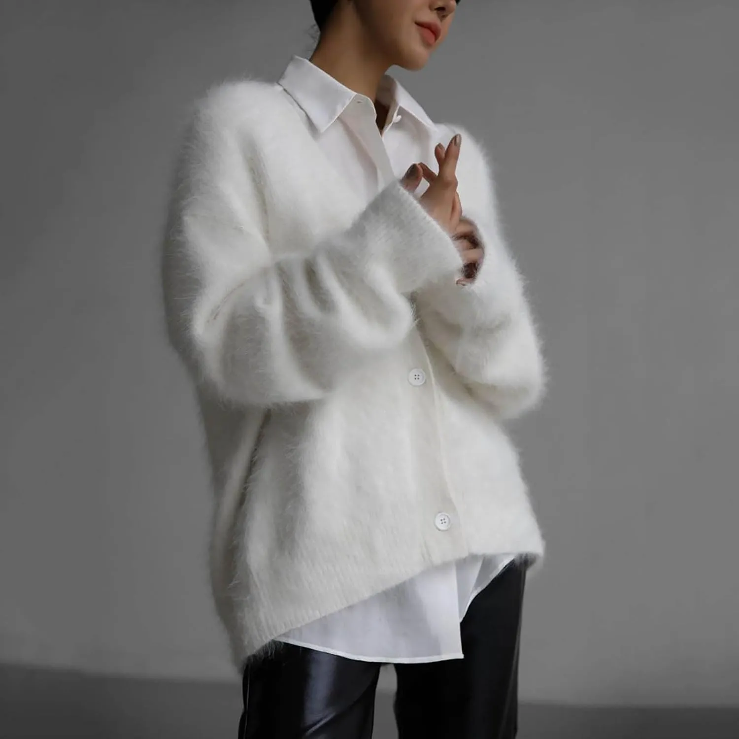 Fuzzy Cardigan Sweaters for Women Oversized Long Sleeve Button Down Furry Knit Sweater Soft Lightweight Cardigans