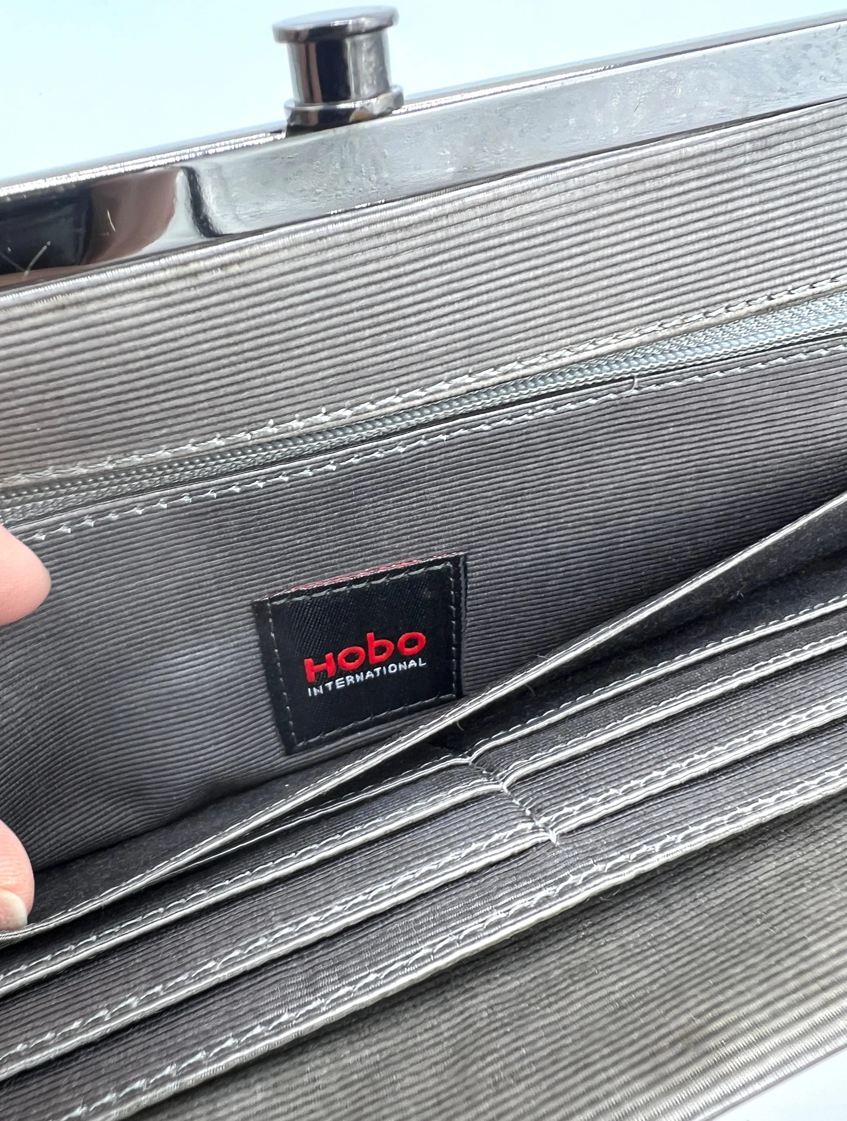 HOBO XL Clutch