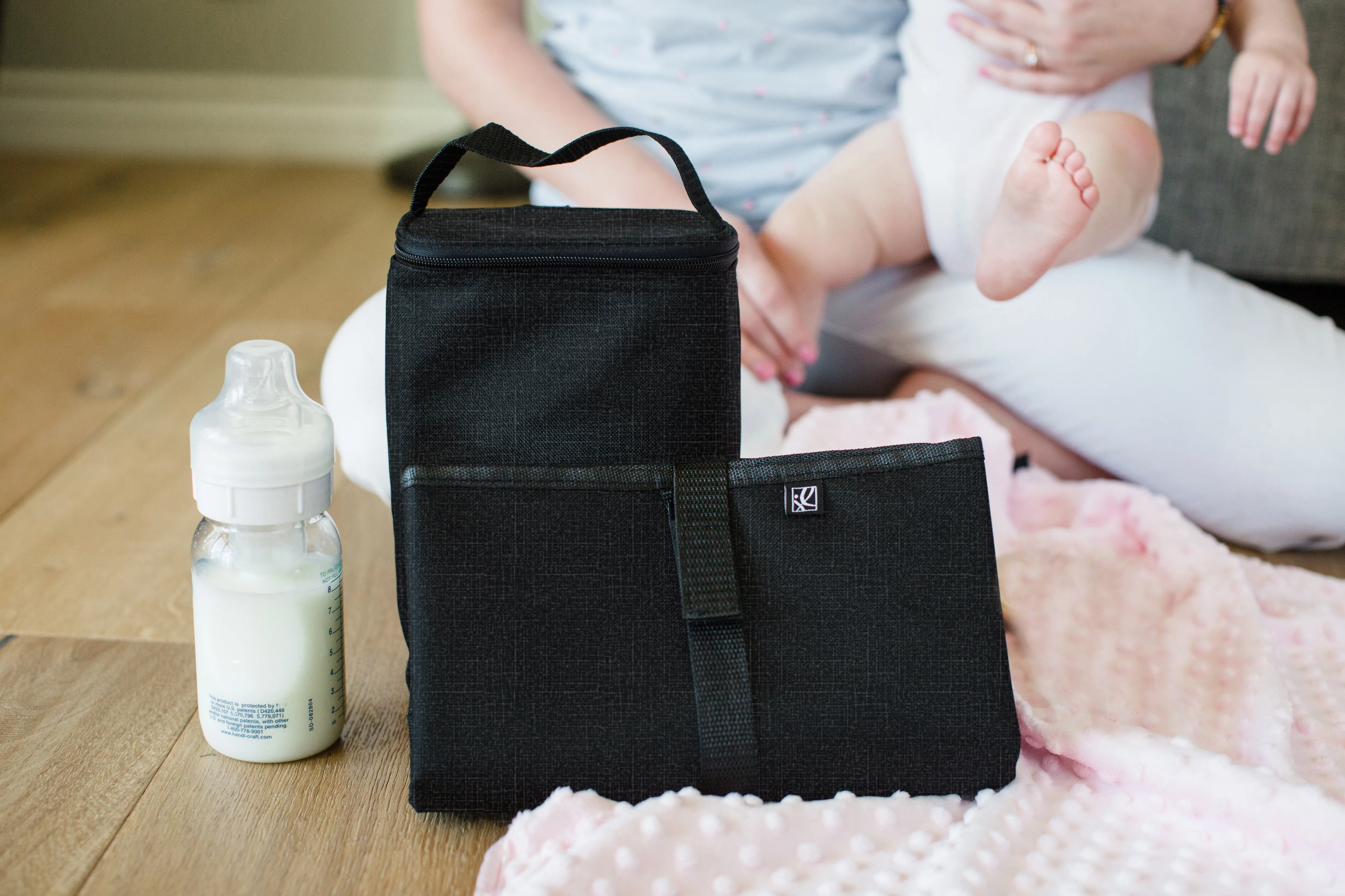 J.L Childress Tall Two cool, Breastmilk Cooler, Baby Bottle & Baby Food Bag, Insulated & Leak Proof, Ice Pack Included, Fits 2-4 Bottles