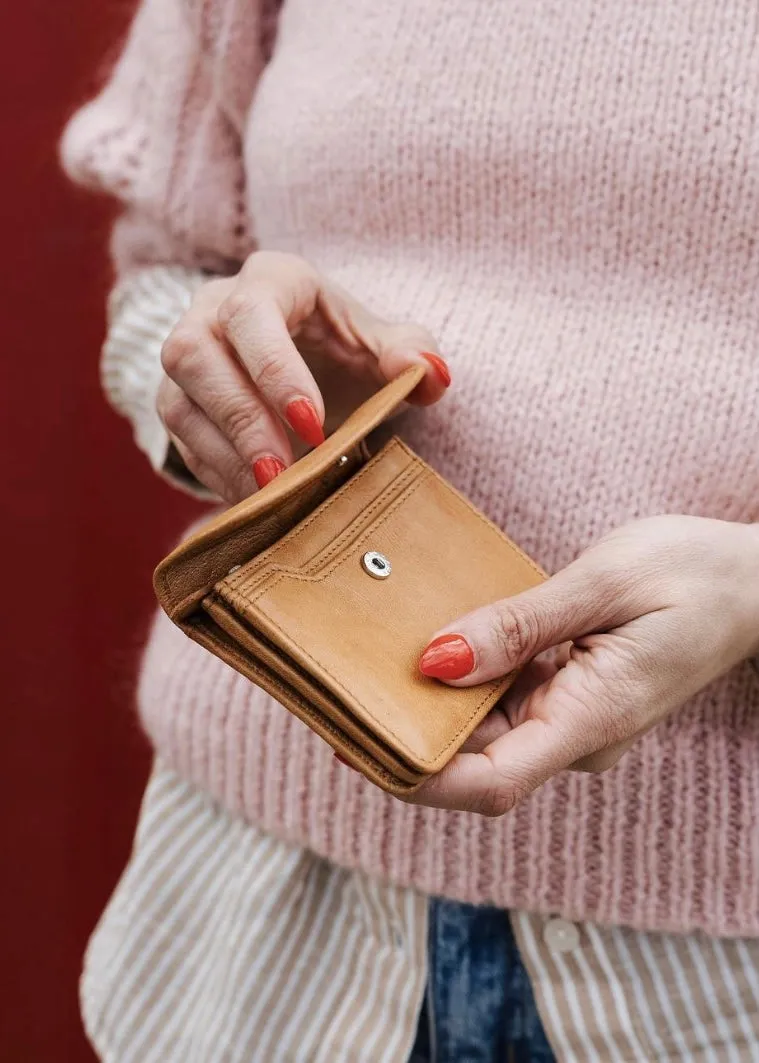Kitt Purse (Tan)