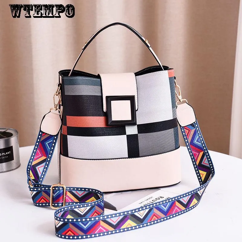 Large-capacity handbags personality wild shoulder bag Messenger bag handbag fashion bag