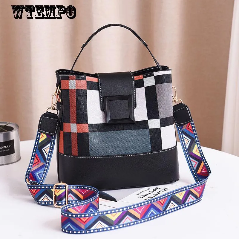 Large-capacity handbags personality wild shoulder bag Messenger bag handbag fashion bag