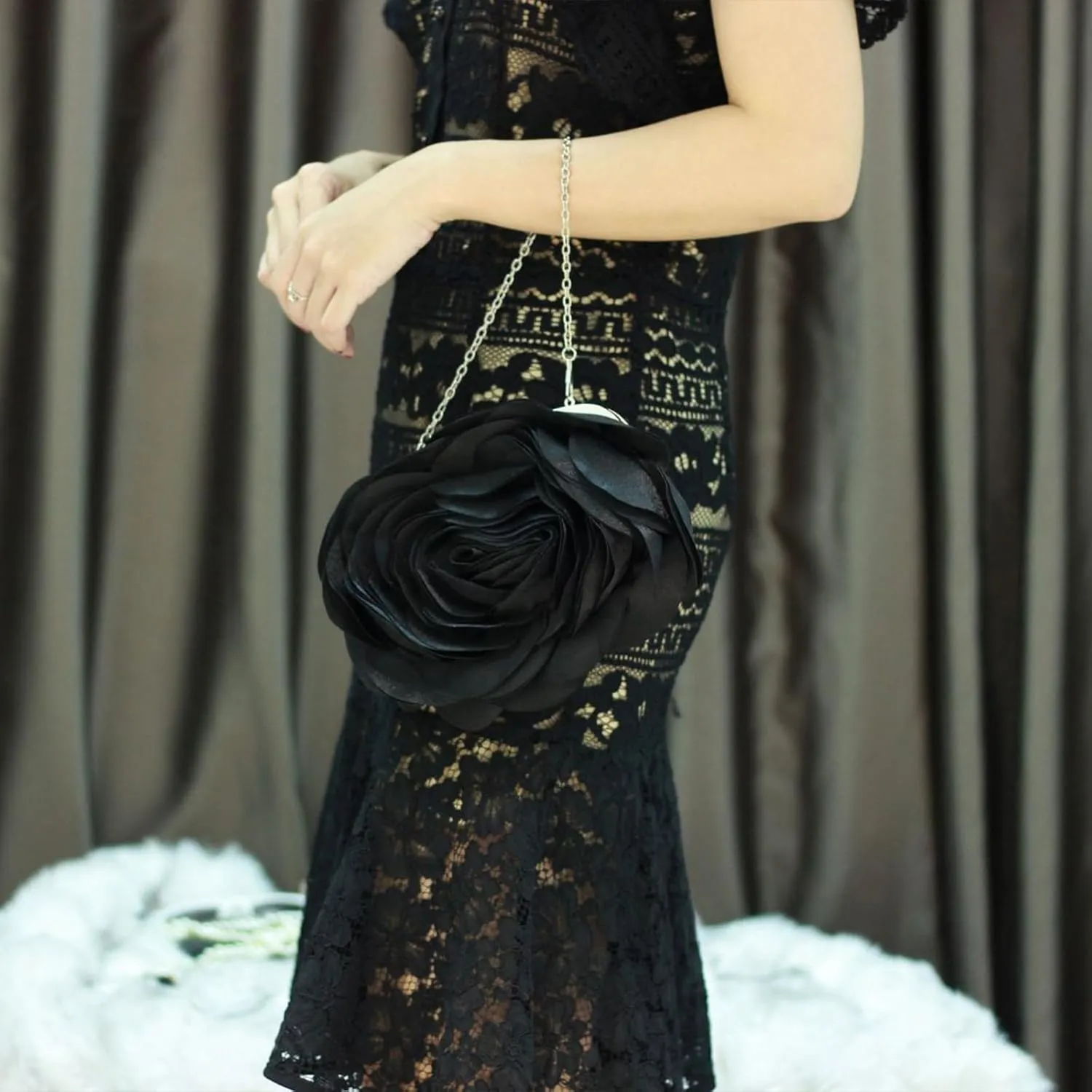 Little Floral Clutch Purse for Women - Elegant Rose Petal Evening Bag with Detachable Chain for Wedding, Gala, Prom