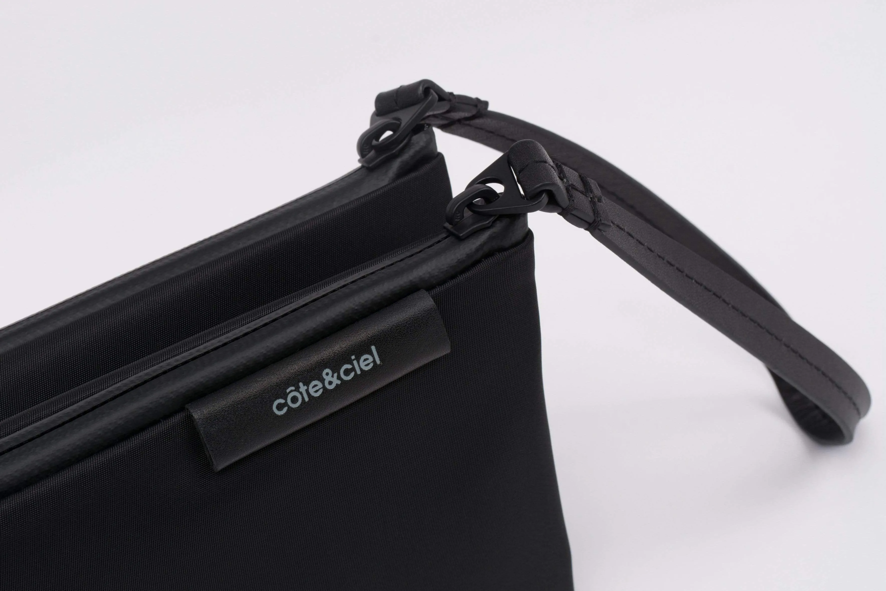 Loki Sleek Black