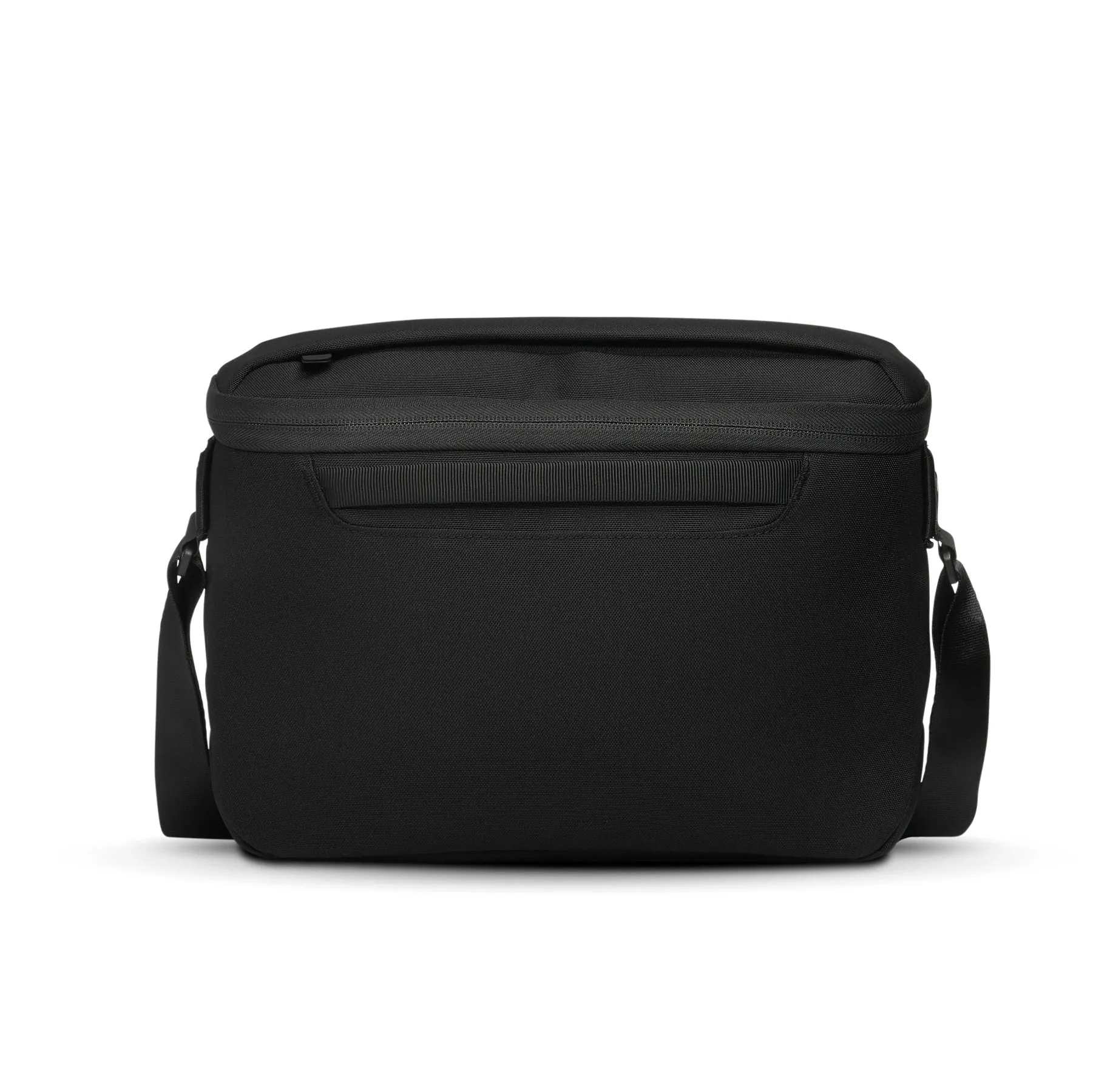 Luma Camera Sling 12L - Black
