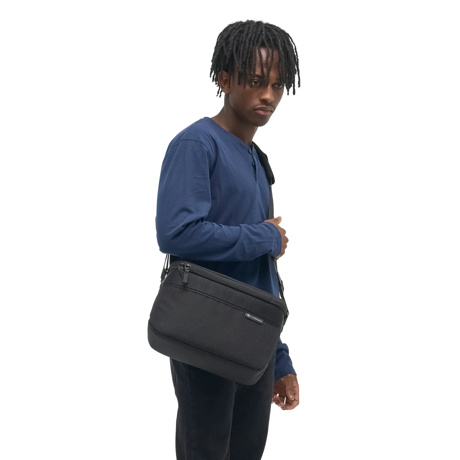 Luma Camera Sling 12L - Black