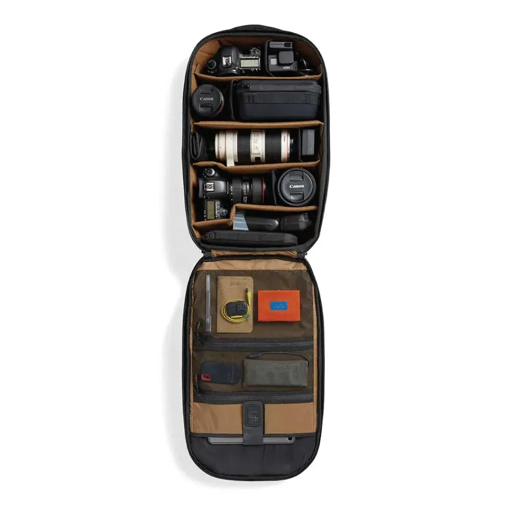 McKinnon Camera Pack 35L