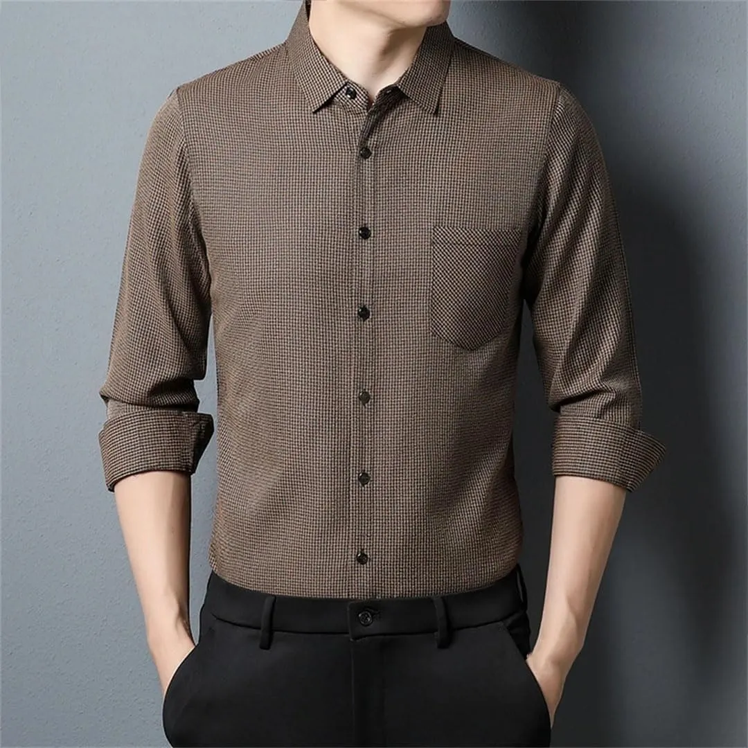 Men's Casual Plaid Long Sleeved Lapel Shirt for Spring and Autumn Fashion Comfortable Wrinkle Free Top