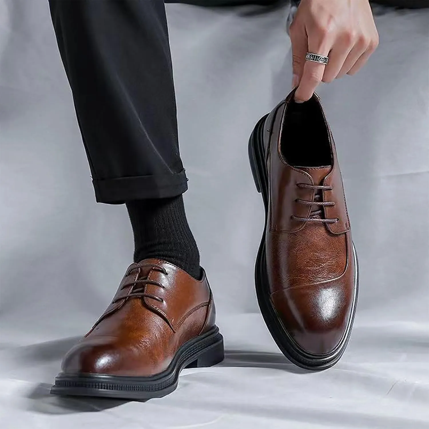 Men's Genuine Leather Dress Shoes with Comfortable Thick Heel & Hand-Crafted Stitching - Ideal for Business Casual Everyday Wear