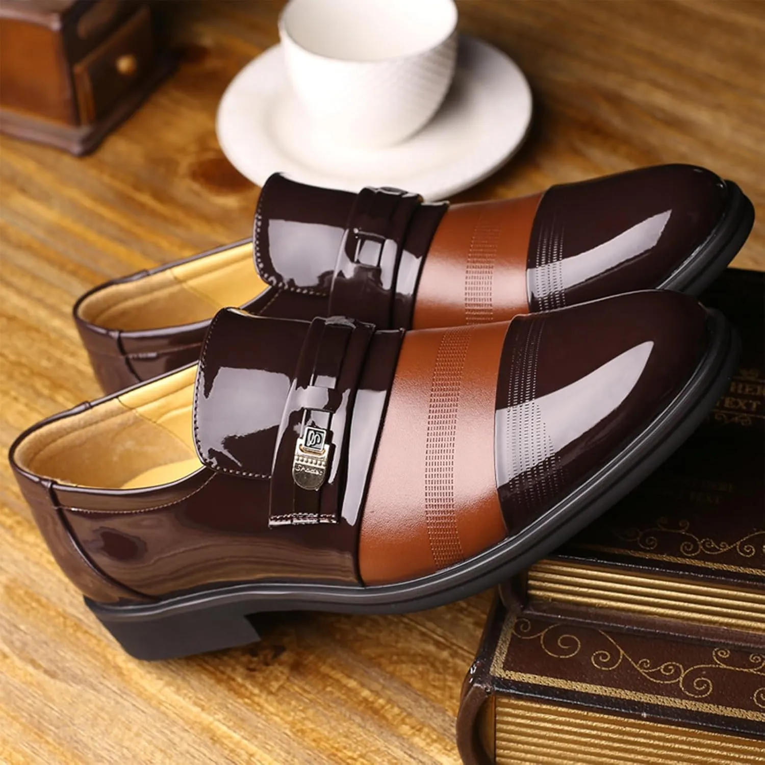 Men's Printing Pointed-Toe Patent Leather Derby Oxford Shoes, Classic Round Toe Soft Bottom Slip-On Business Work Loafers Plus Size Casual Business Low Top Pointed Toe Breathable Suit Shoes