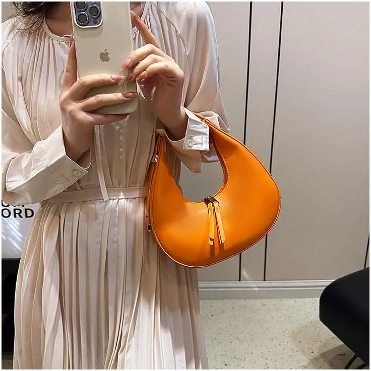 Molodo Small Shoulder Bag for Women Trendy Crescent Handbag Retro Underarm Bag Shoulder Clutch Purse for Daily Use