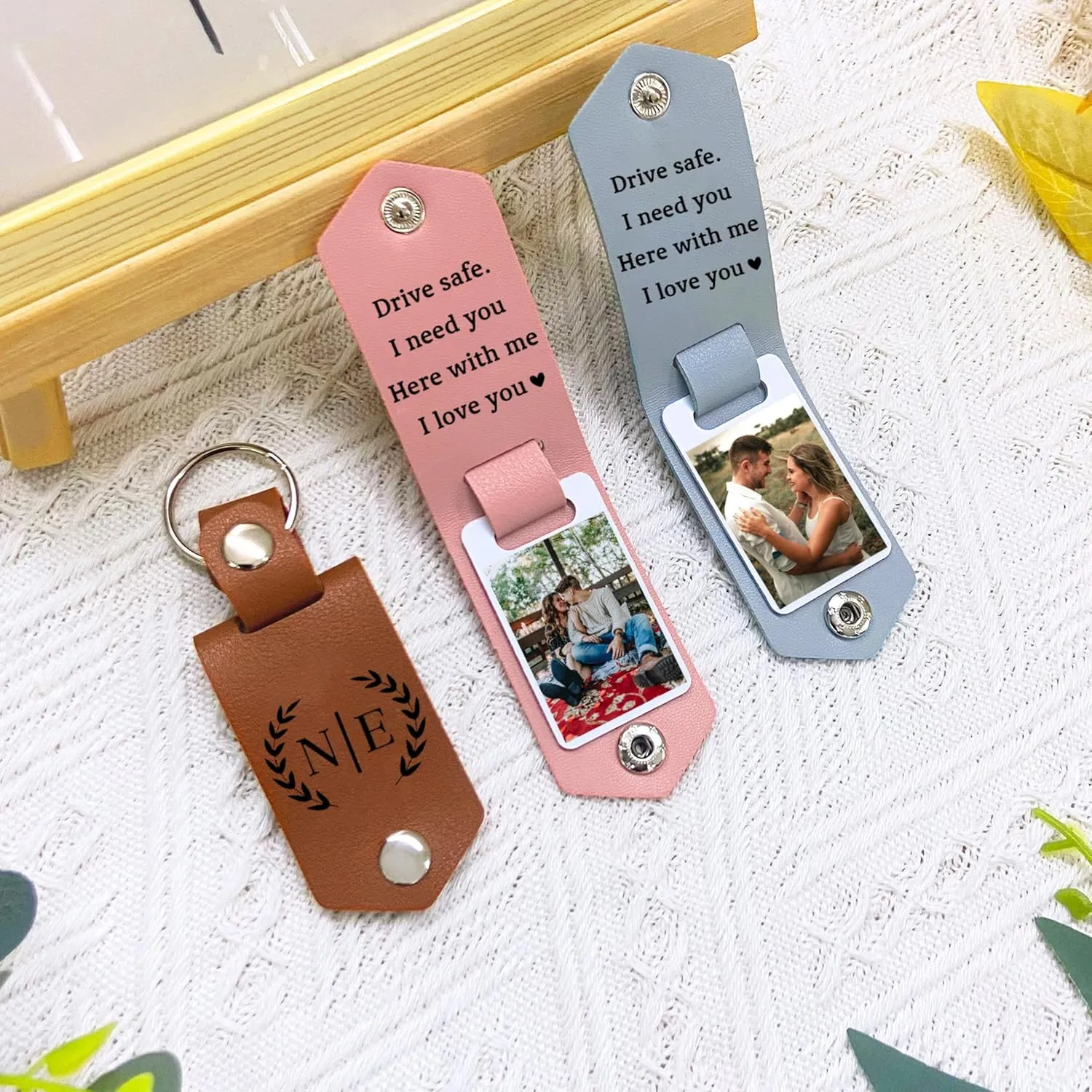 NAZENTI Personalized Leather Photo Keychain, Drive Safe Keychain, Gifts for Mom and Dad Birthday Father's Day Mother's Day