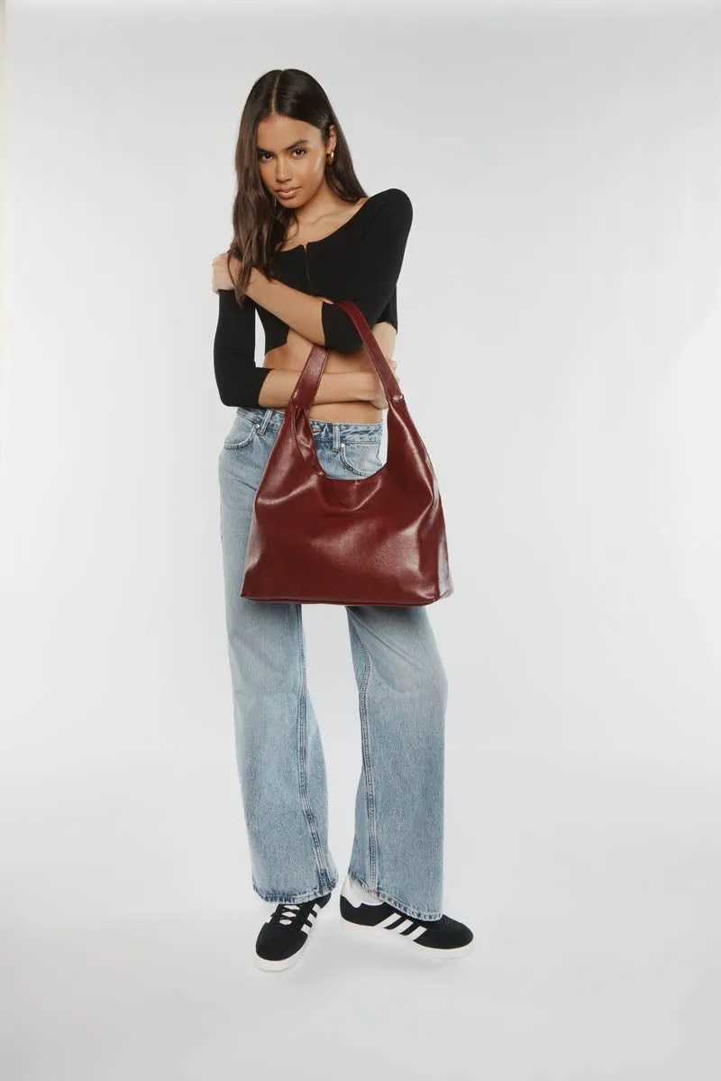 PETA   JAIN - Jami Slouch Tote in Cherry Crinkle/Gold