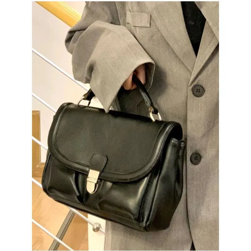 Retro Soft Leather Portable Postman Texture Large Bags