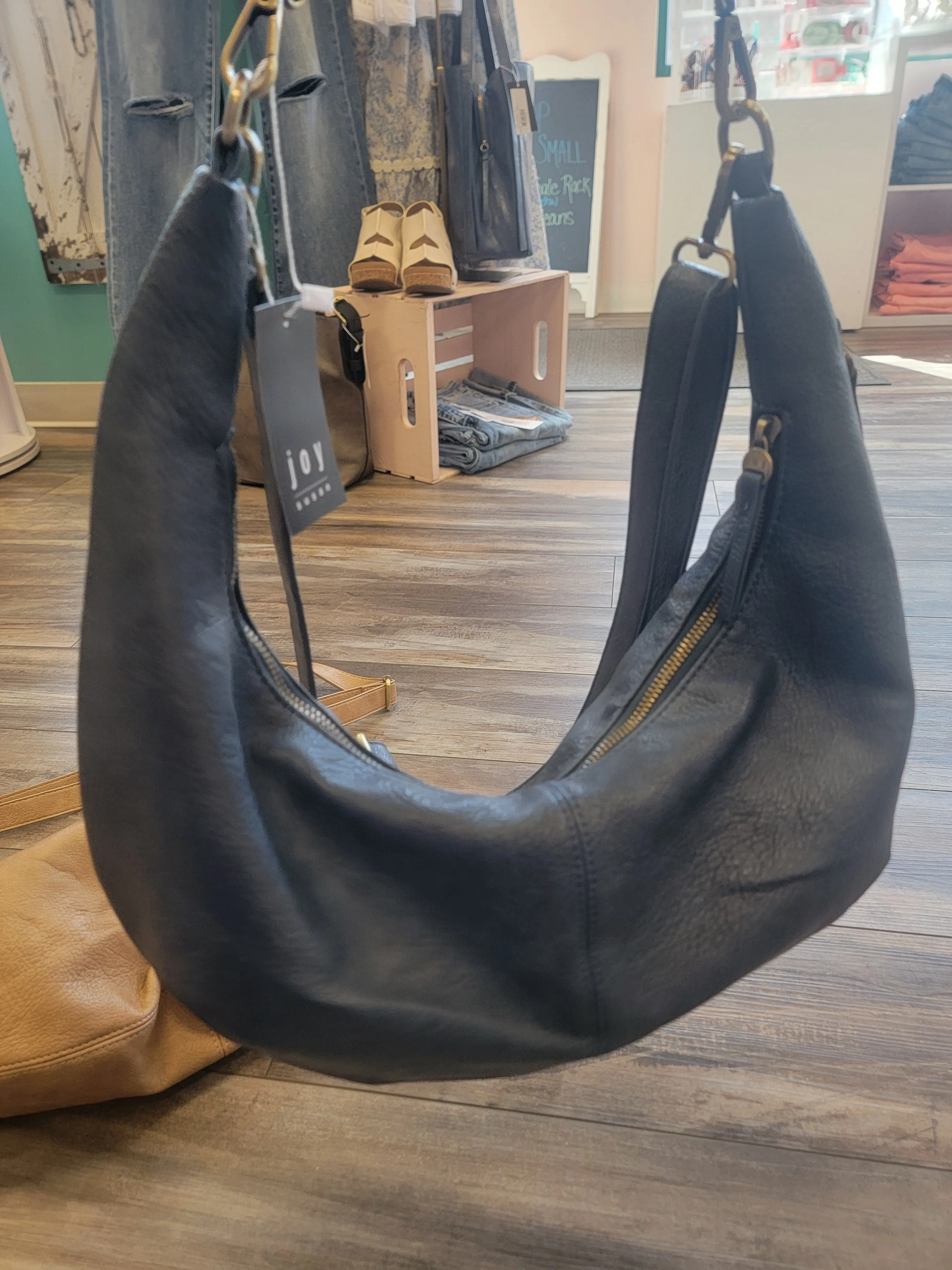 Rhea Slouchy Cresent