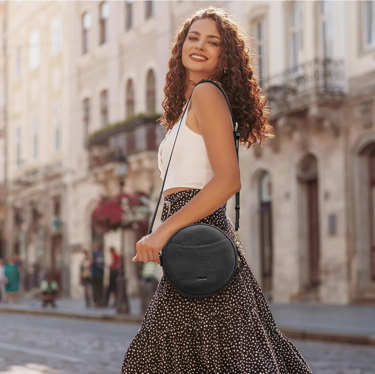 S-ZONE Leather Crossbody Bags for Women Vintage Circle Shoulder Purse Trendy Round Handbag with Adjustable Strap