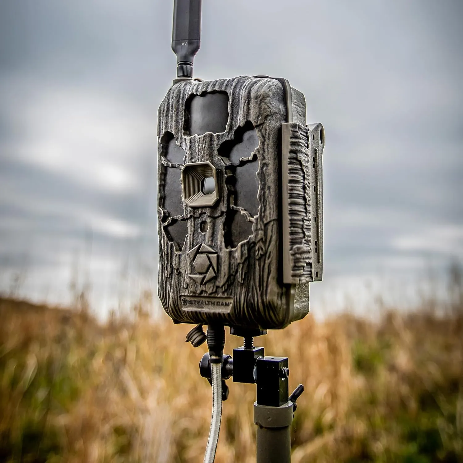Stealth Cam Deceptor MAX Dual Sim 40MP Photo & 1440P QHD Video No-Glo LED Hunting Cellular Trail Camera, Available on AT&T & Verizon - 2 Pack