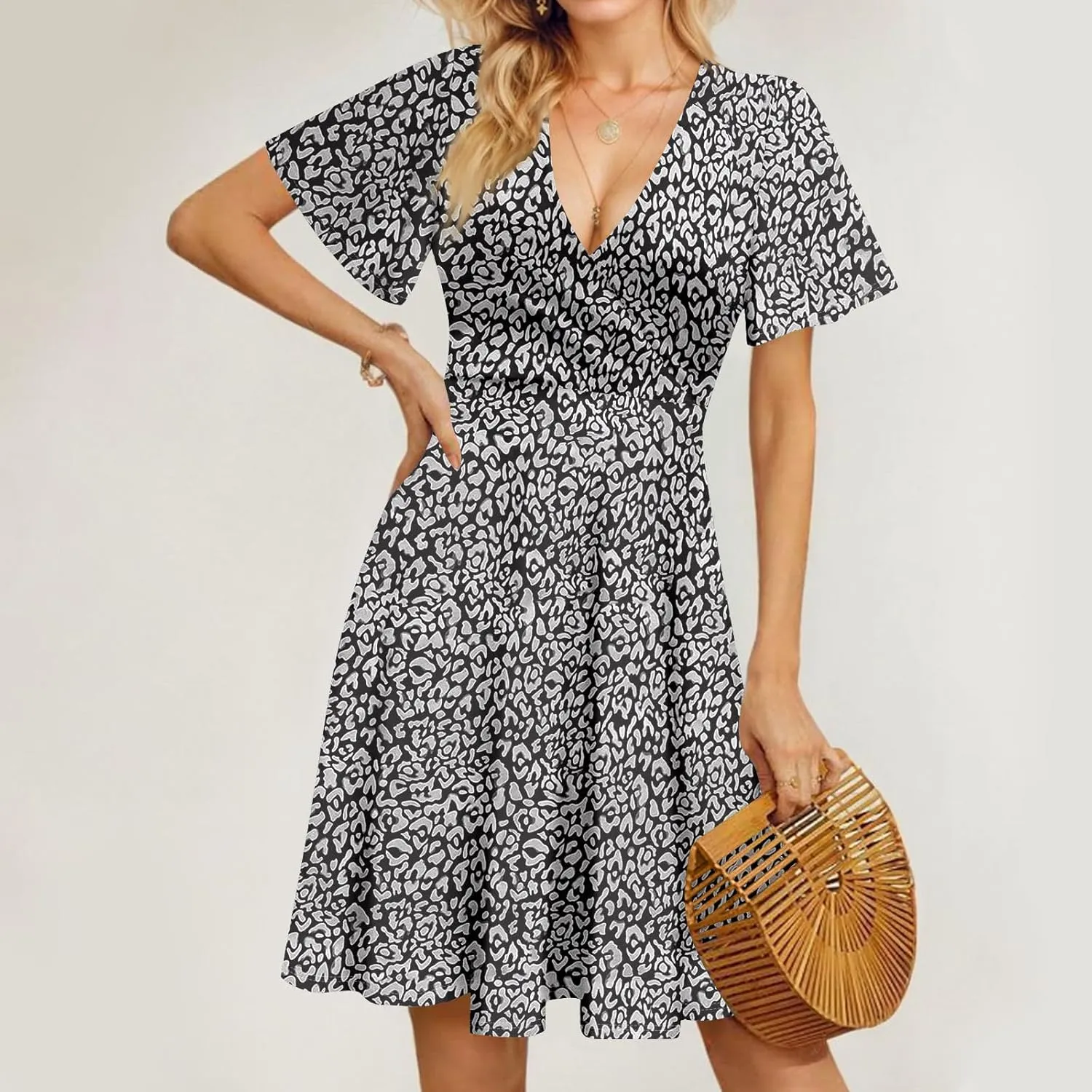 Summer Dresses for Women 2025 Elegant Classy Fit and Flare Empire Waist Dress V Neck Boho Flowy Midi Dress