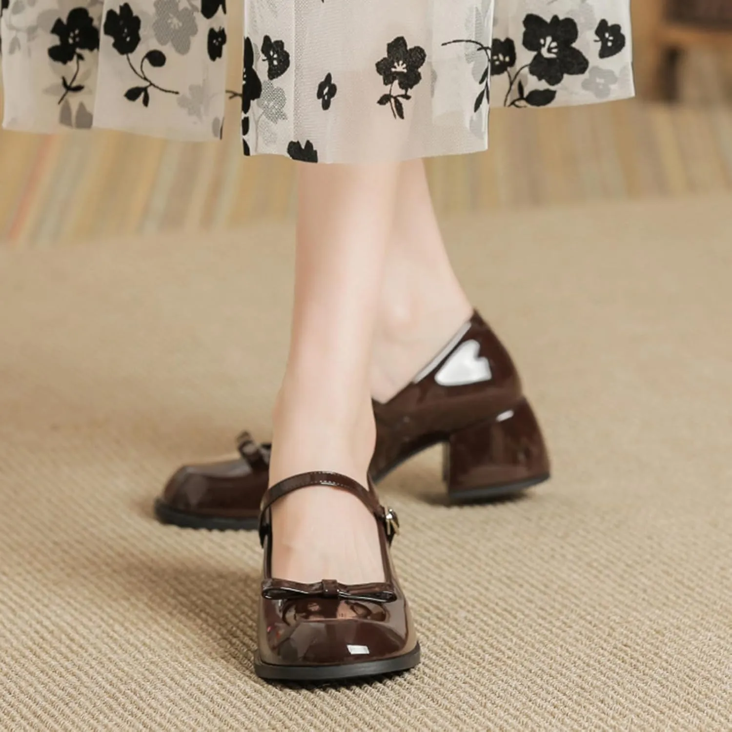 Women's Patent Leather Low Chunky Block Heel Mary Jane Pumps Fashion Classic Bowknots Round Toe Buckle Strap Work Pumps Casual Business Office Wedding Dress Shoes